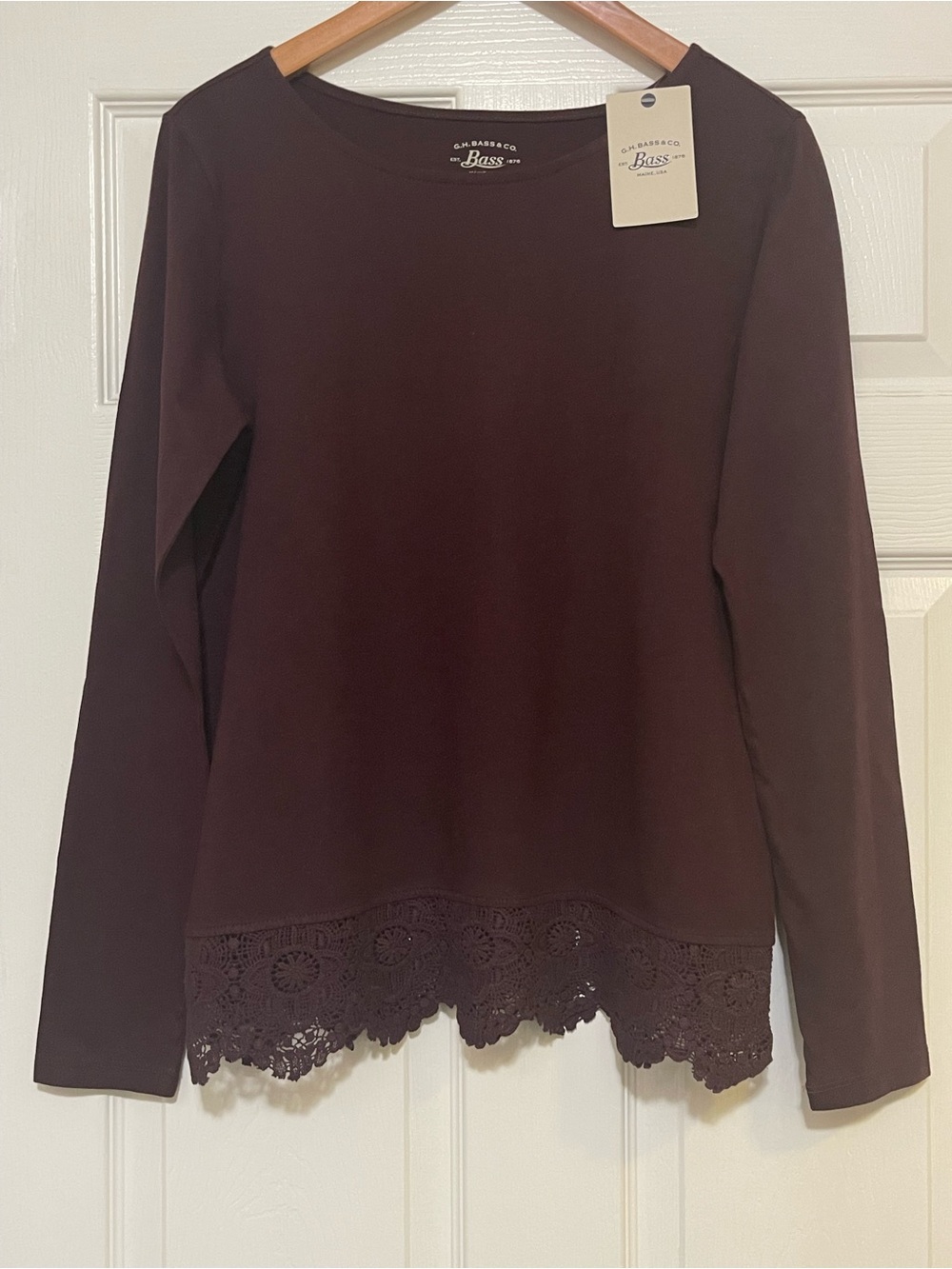 Bass Women's Long-Sleeve Lace Hem Top - burgundy/maroon